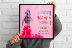 lola agencia digital